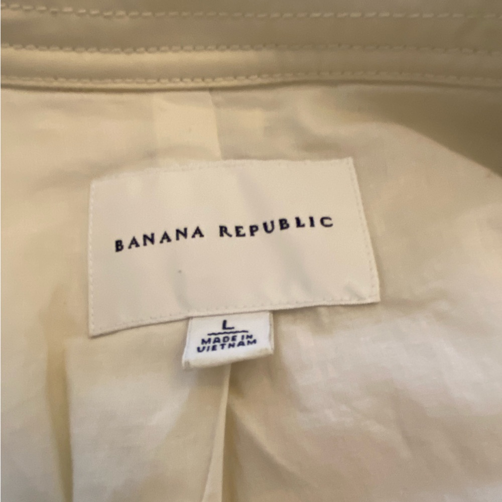 Banana Republic Beige Double-Breasted Trench Coat - Picture 6 of 9